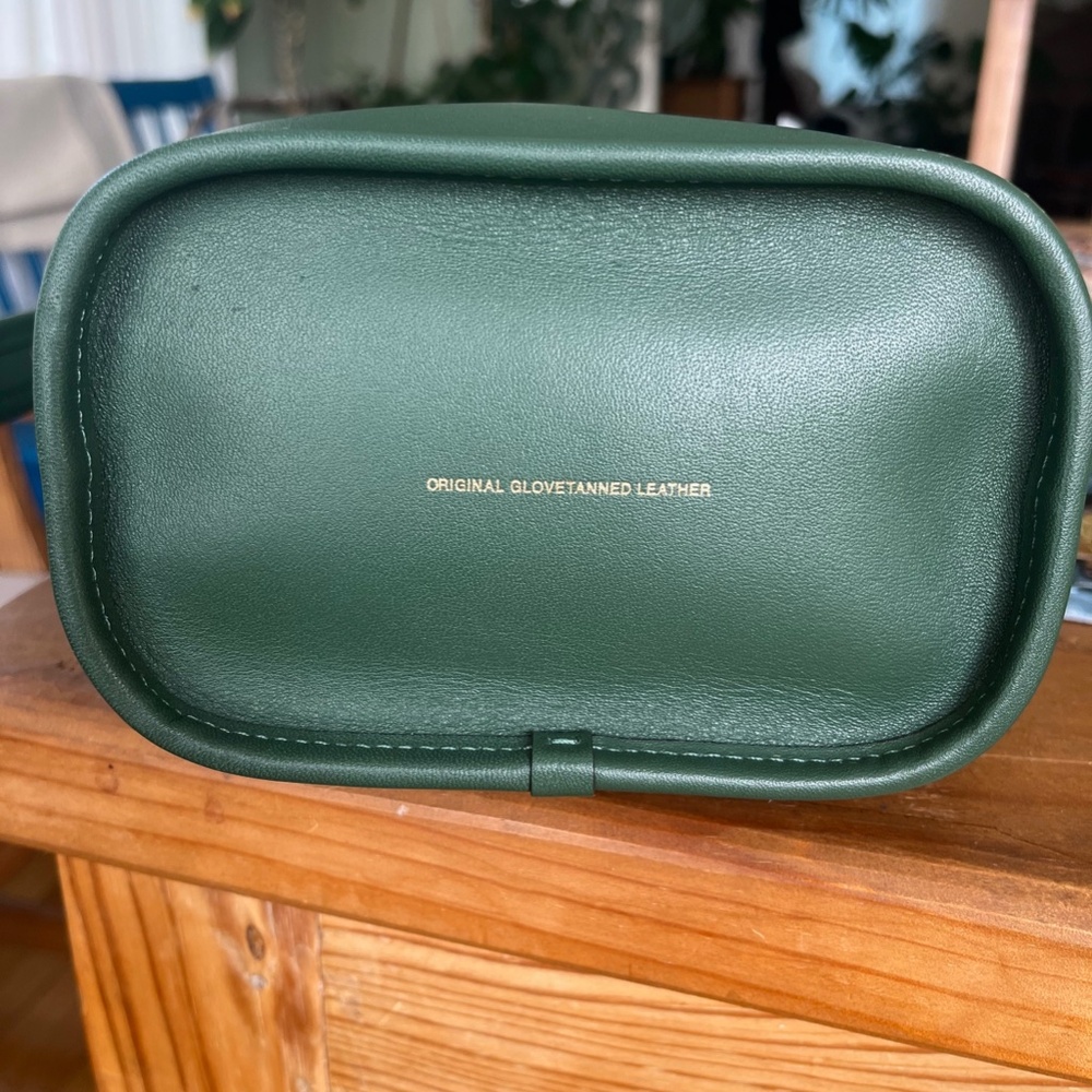 Coach Duffle 16 Shoulder Bag NWT - Picture 4 of 8